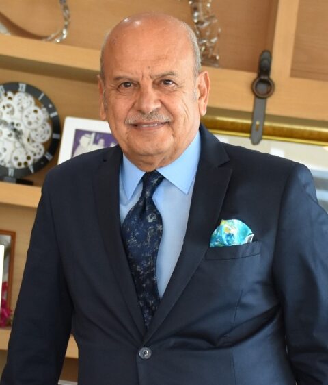 Akram Miknas